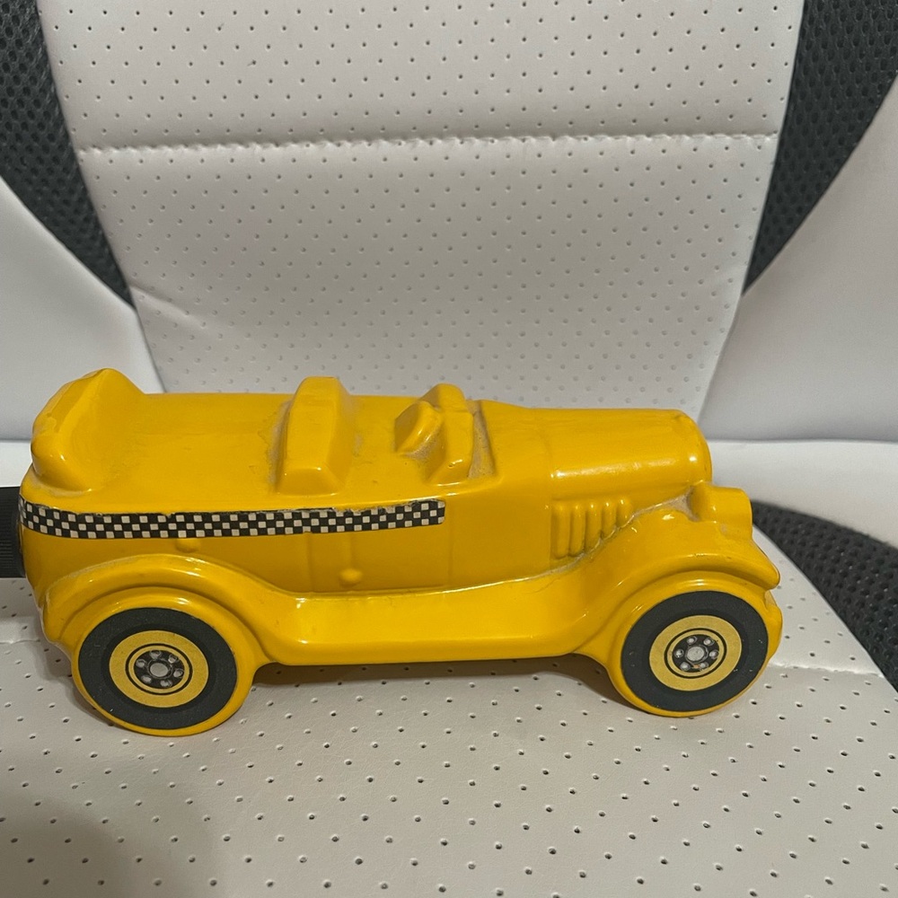 Wild Country After Shave 1926 Checker Cab